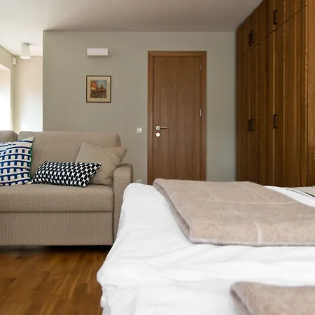 Visit And Апартаменты *