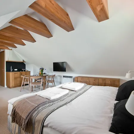 Appartement Visit And *